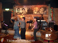 Concession Music Restaurant