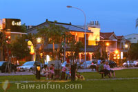 Lovely night view at the Art Museum Greenery Boulevard.