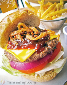 Burger Joint 7 'Fen' So (Chongde Store)