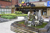 �������|�����\�]