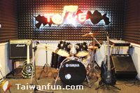 �������|�����\�]