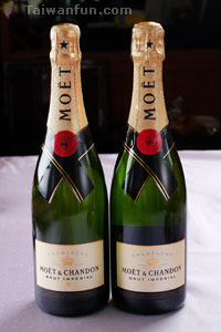 法國酩悅香檳(1,600元)