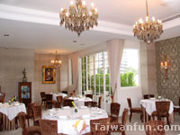 Le Mout Restaurant
