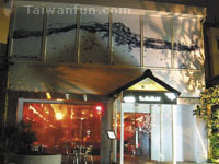Laku Restaurant / Bar