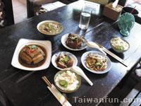 San Zui Lu Niu Che Dian