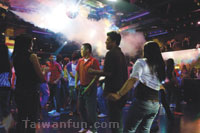 �x���p�F�n��~�Ĥ@�s��