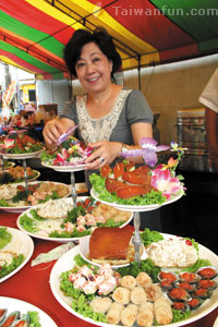 The fading, charming legacy of Taiwan's wedding-banquet culture