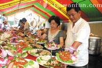 The fading, charming legacy of Taiwan's wedding-banquet culture