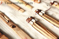 The flowing, echoing sound of the mouth harp