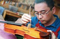 林殿威無伴奏的製琴之路