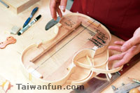 林殿威無伴奏的製琴之路