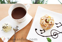 Bonbons Cafe ���I�@���E