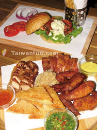 Fresco Restaurant, Bar & More