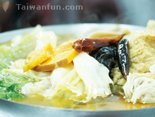 Rong Fei Authentic Mongolian Spicy Hotpot and Northeastern Sour Cabbage Pork Hot Pot