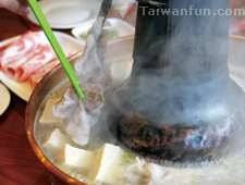 Song Hua Jiang Northeastern Style Sour Cabbage Hot Pot