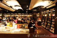 閱讀台中：城市的愛書者指南