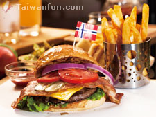 Fresco Restaurant‧Bar & More