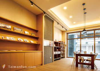 Ceramic Decorative Color Co., Ltd.