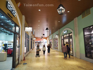 Lihpao Outlet Mall