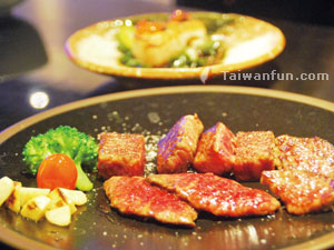 Takenoaidani (Japanese bistro)